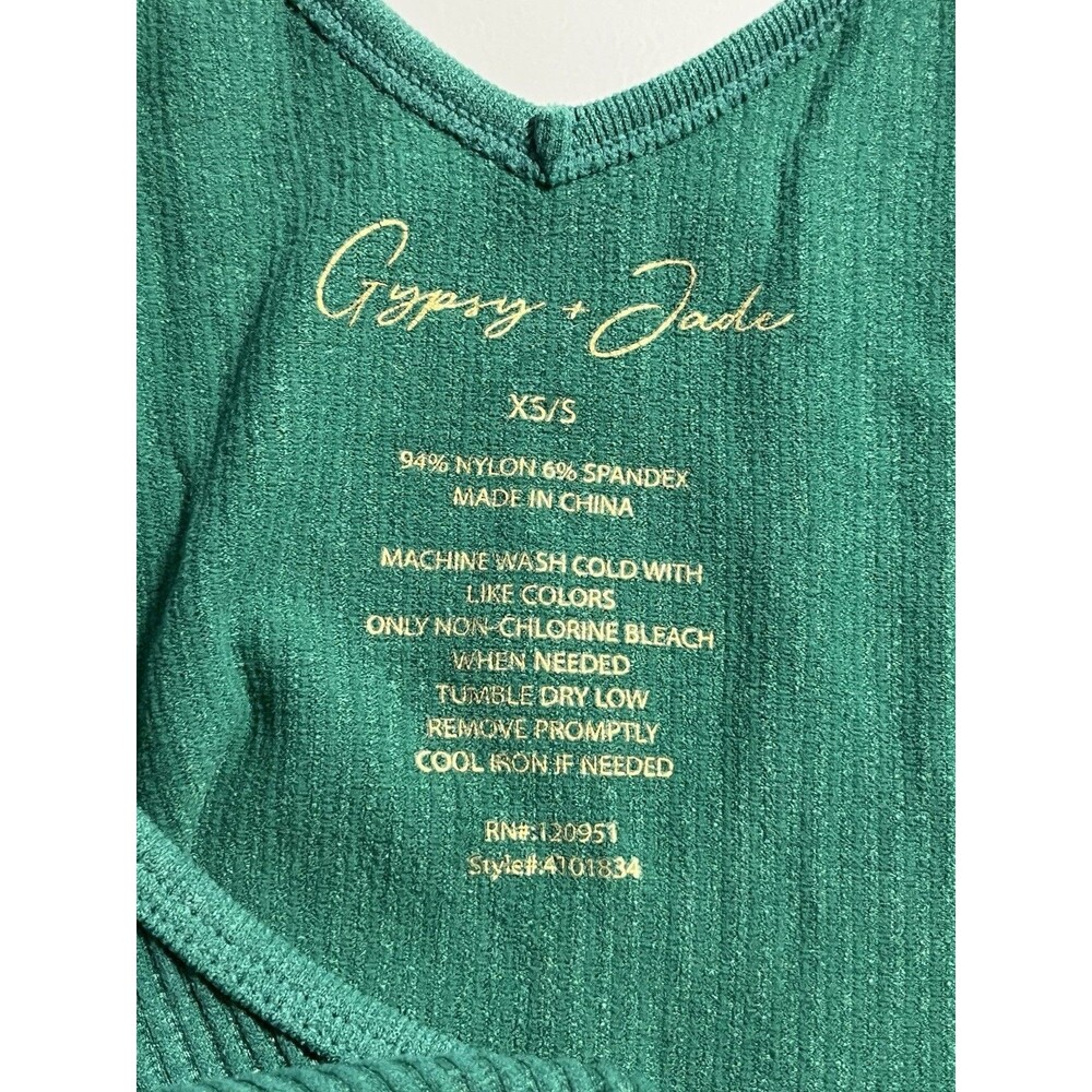 Gypsy And Jade Ribbed Knit Tank Tops Green Beige XS/S Lot Of 2 Workout Leisure - Picture 4 of 5